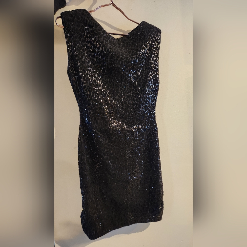 Alice + Olivia Size 6 Black Leopard Silk Velvet & Sequin Mini Dress - Picture 5 of 9